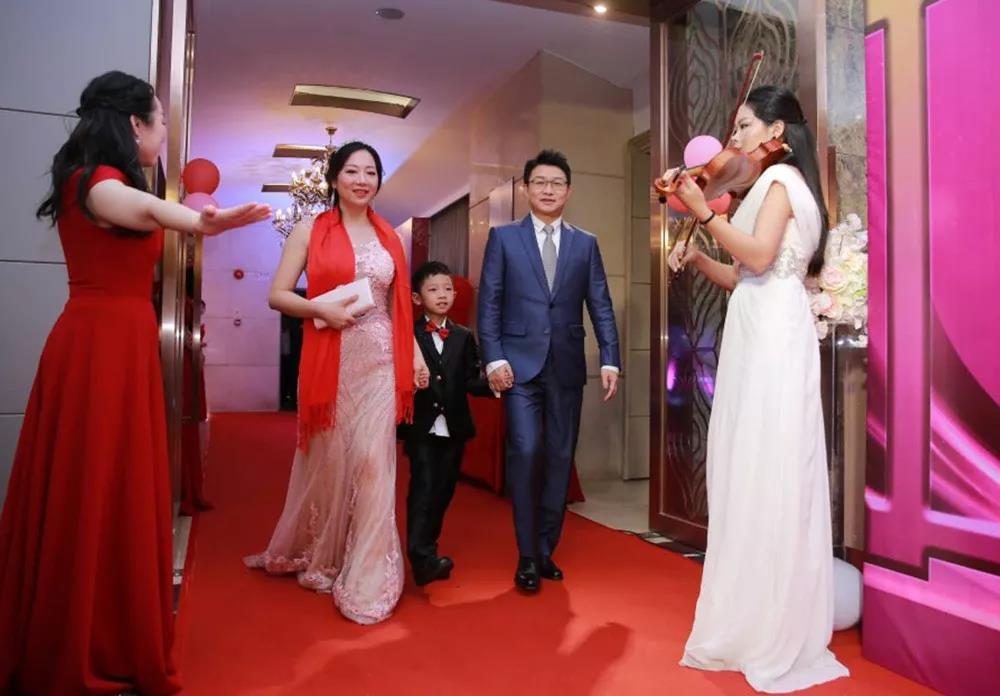 港豐年會(huì) 港豐年會(huì)