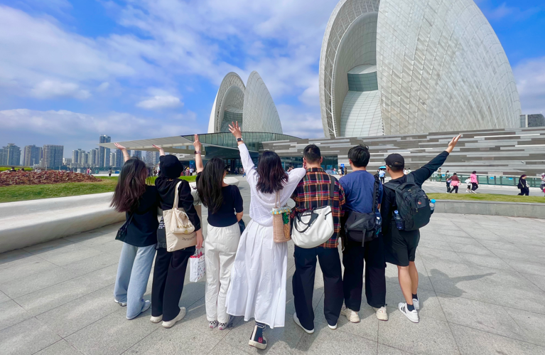 港豐集團(tuán)員工合影 港豐集團(tuán)員工合影