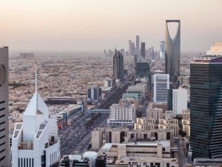 新能源企業(yè)出海中東，迪拜公司注冊(cè)攻略